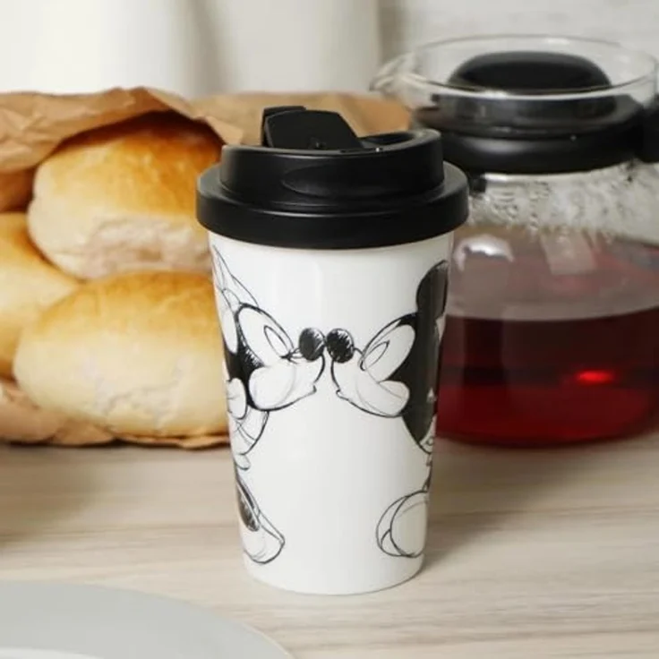Geda Labels GmbH Coffee-to-go-Becher Mickey Kiss Sketch, 1-tlg, PP, Grau, 400 ml, doppelwandig, auslaufsicher – Bild 2
