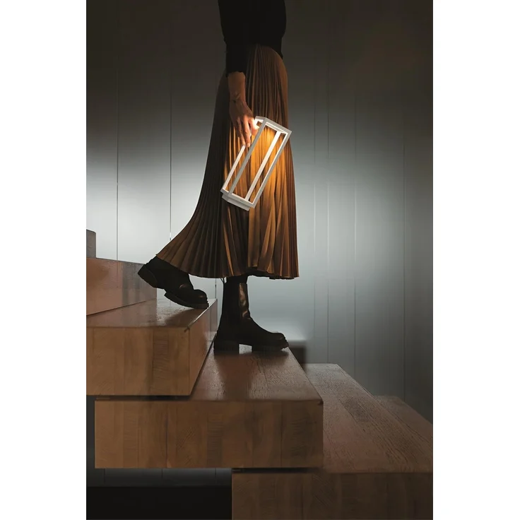 Zafferano, Home Pro Lampe, Wiederaufladbare und Kabellose Tischlampe mit Touch Control, Geeignet für den Innen- und Außenbereich, Dimmer, 3000 K, Höhe 29,4 cm, Farbe Weiß – Bild 2