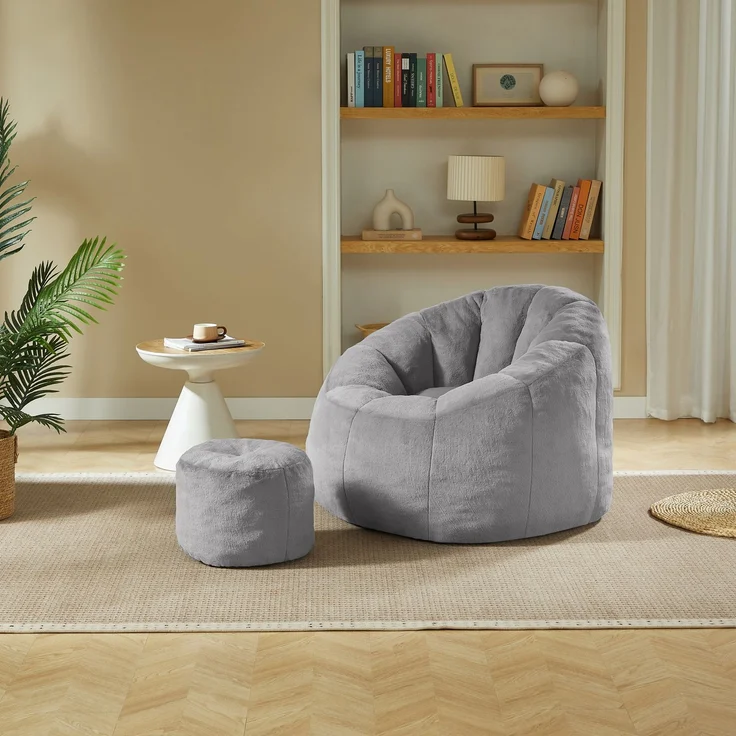Sitzsack 105 x 105 x 70 cm mit Fußhocker – Blütenform aus Kaninchenfell-Imitat in Grau – Bild 4