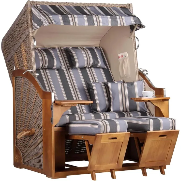 MR. DEKO Strandkorb 2-Sitzer Schleswig Pinie Braun PE Mokka, aufgebaut geliefert, BxTxH: 120x80x160 cm, 2-Sitzer, Schleswig, (Zweisitzer Strandkorb mit Bistrotischen & Fußstützen), Bereits montiert, UV-beständig, Volllieger & Edelstahl-Beschläge