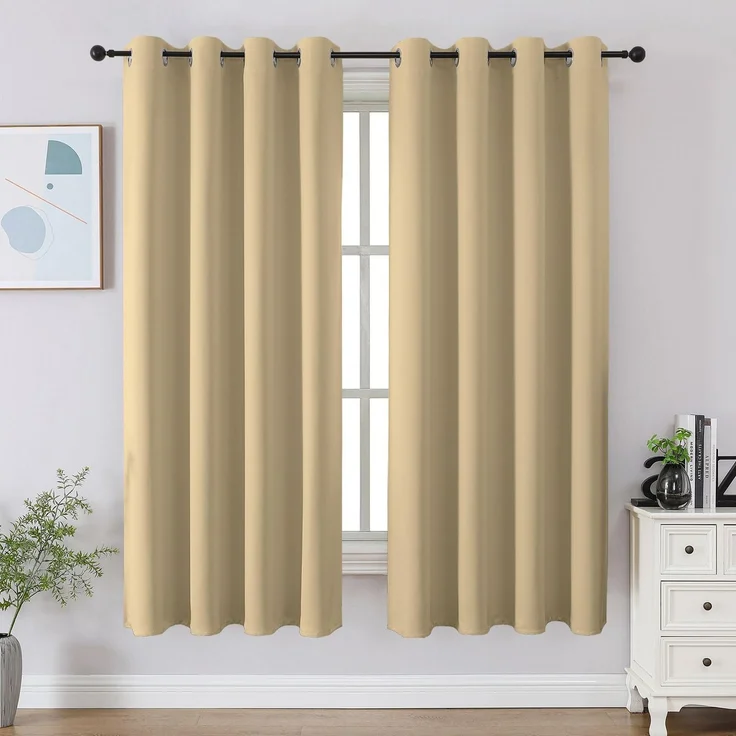 CUCRAF Verdunkelungsvorhänge, 137,2 cm Länge, 2 Paneele, Raumverdunkelungsvorhänge für Wohnzimmer, Schlafzimmer, wärmeisoliert, lichtblockierend, Fenstervorhang, B 132 x L 137 cm, Beige