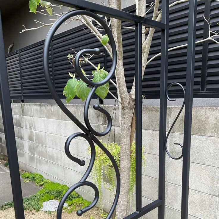 UNHO Gartenbogen aus Metall Schwarz 134 x 55 x 215 cm – Bild 6