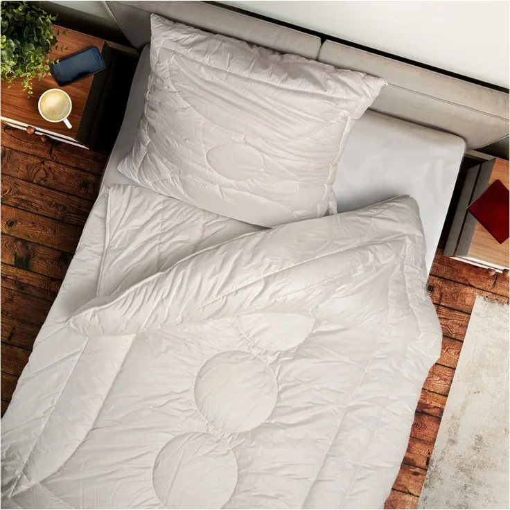 John Cotton Microfaserbettdecke Magicline, Bettdecken für Sommer und Winter, Füllung: Polyester, Bezug: 100% Baumwolle, Bettdecke 135x200 cm, 155x220 cm, edles Design, Decke