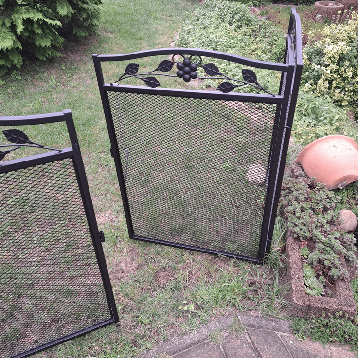 FATIVO Teichzaun Gartenzaun 5 Stck Steckzaun Metall Zaunelemente Dekozaun Gitterzaun Zaun Gerade Teichzaun HundezaunGehege Stabil 110x60 cm Schwarz Metall – Bild 5