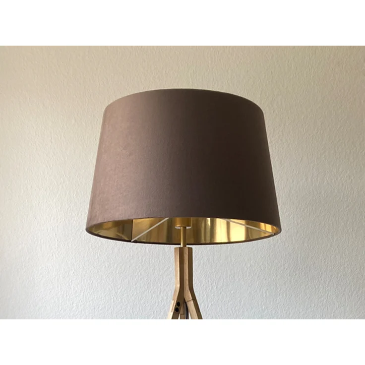 meineWunschleuchte Stehlampe mit Dreibein, Holz / Samt Braun / Gold, ohne Leuchtmittel, Höhe 157 cm – Bild 10
