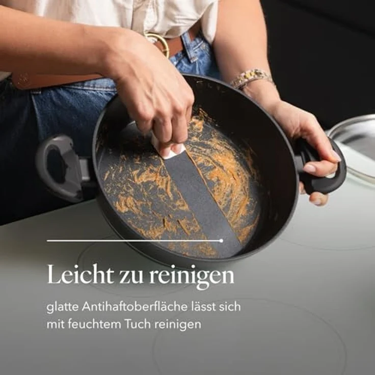 FLORINA Aluminium Topf (1,3 l) 20 cm I Kochtopf DELUX mit Glasdeckel I Messbecher & Antikratz-Beschichtung I Niedriger Topf mit Induktionsboden I Induktionsherd, Gasherd, Elektroherd (Schwarz) – Bild 7