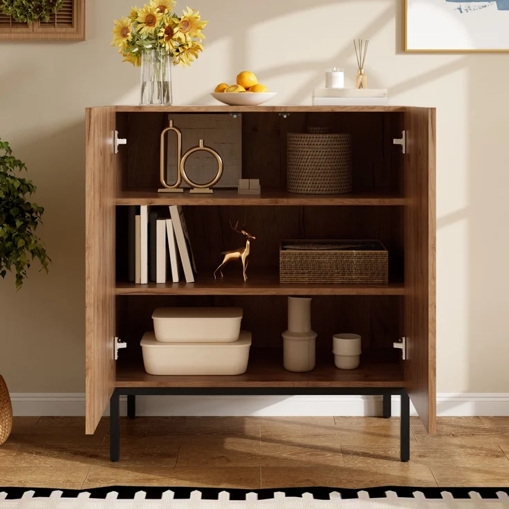 Sideboard 70 x 38,5 x 80 cm in natürlicher Holzoptik mit PE-Rattan-Türen und verstellbaren Einlegeböden – Bild 2