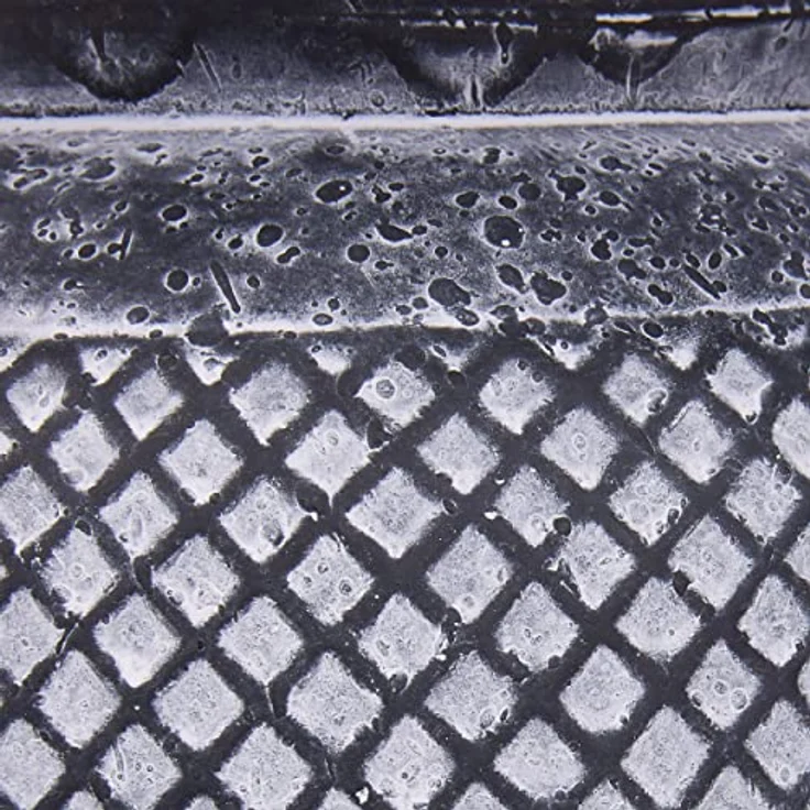 BRUBAKER Tischlampe Nachttischlampe, 30,5 cm hohe graue Keramik mit hellgrauem Leinen-Schirm, Vintage Gitteroptik – Bild 5