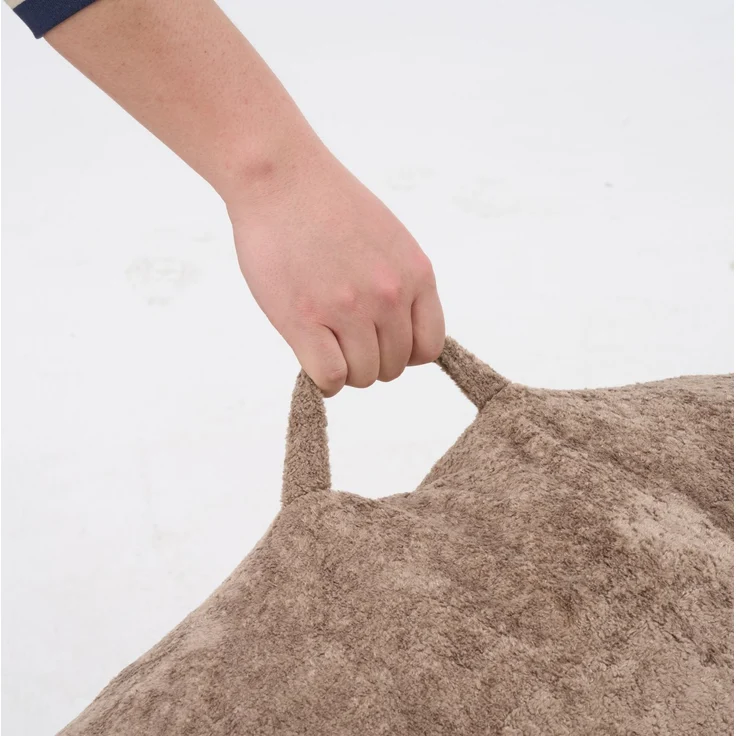 Sitzsack-Sessel in Lammfell-Optik, ergonomische Rückenlehne, 95×95×79 cm, Khaki – Bild 5