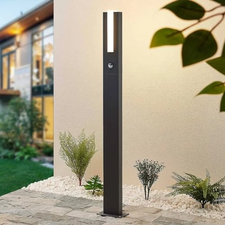 Lucande LED Außenleuchte Virgalia, moderne Wegeleuchte mit Bewegungsmelder und IP54 Spritzwasserschutz, schwarz aus Aluminium, 1-flammig – Bild 2
