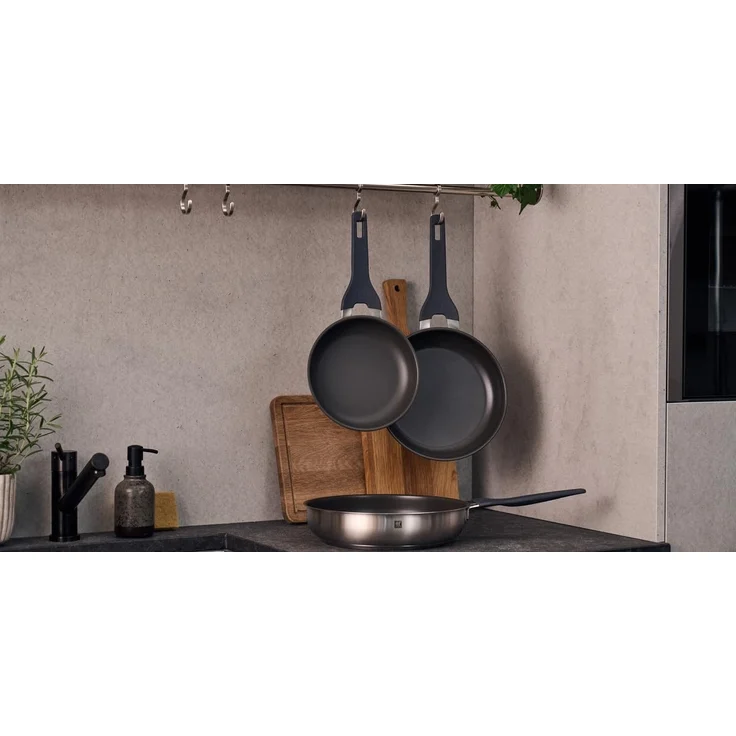 Zwilling Bratpfanne Simplify, Edelstahl 18/10 (1-tlg), Keramikbeschichtung, Stay-Cool-Griffe, Sandwichboden – Bild 8