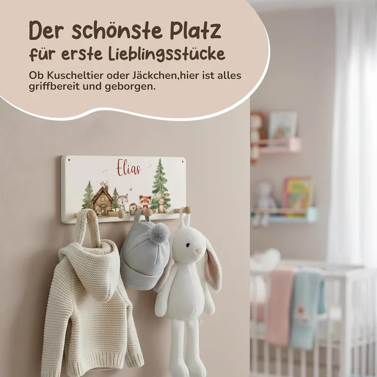 Kidsmood Kindergarderobe Personalisiert mit Namen, Kinderzimmer Möbel aus robustem Holz, Garderobenleiste Kinder, Baby Garderobe für Babyzimmer mit 4 Kleiderhaken Wand-Montage [40 x 20 x 1,5 cm] – Bild 3