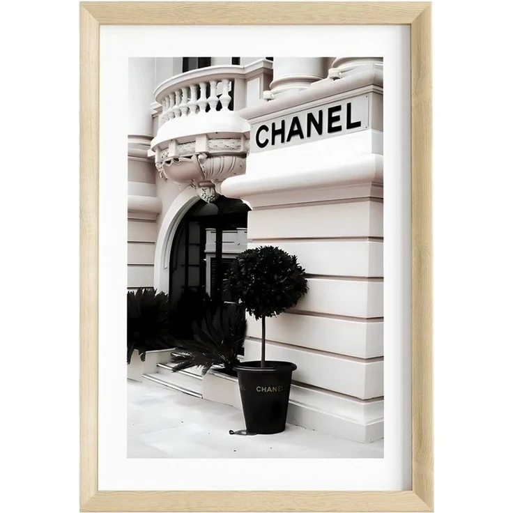 JUSTGOODMOOD Poster Premium ® Chanel Geschäft Poster · ohne Rahmen, Poster in verschiedenen Größen verfügbar – Bild 1