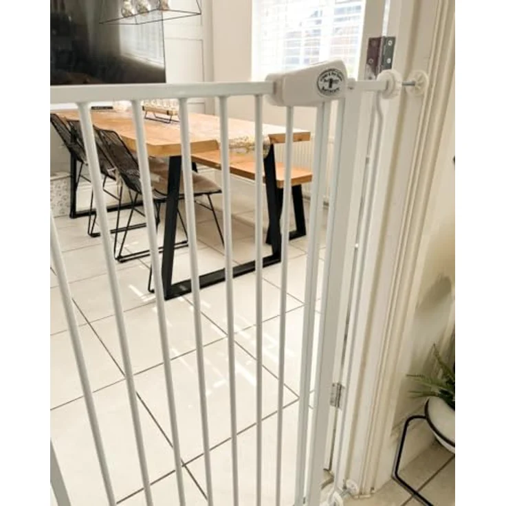 Bettacare Extra hoher Sicherheitsgitter für Kinder und Hunde, 113.8cm - 121.4cm, Weiß, Extra hohes Babygitter von 104cm Höhe, Druckmontage-Sicherheitsgitter für Treppen – Bild 8