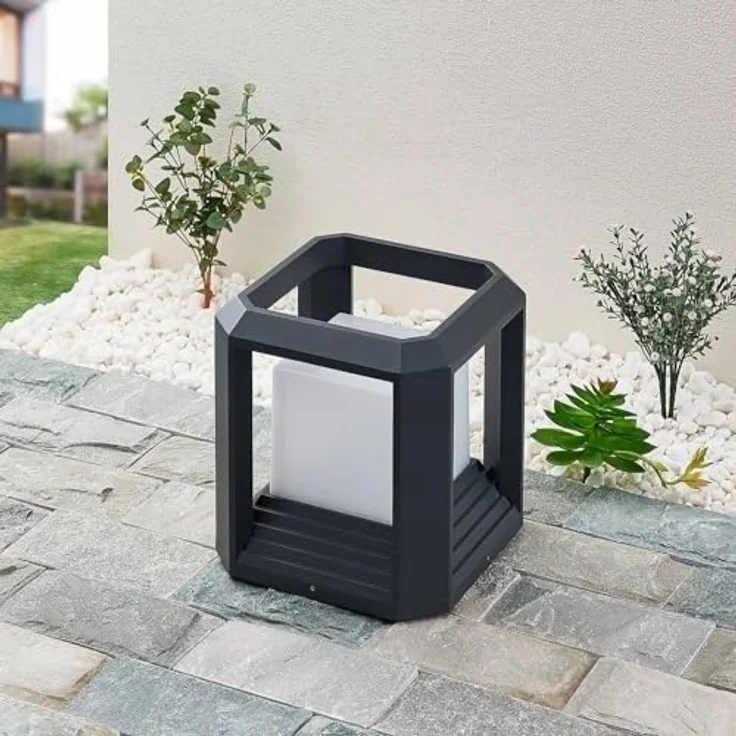 Lucande Serenella, LED Sockelleuchte in Würfelform, strahlwassergeschützt IP65, anthrazit, 16,5W, 995 Lumen, warmweiß 2700K, Höhe 27 cm – Bild 3
