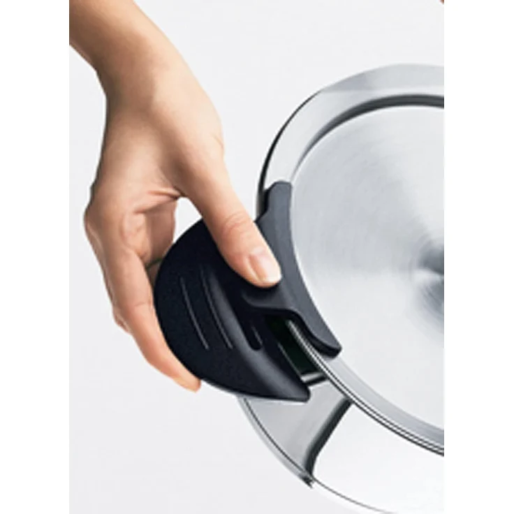 Fissler Intensa® Topf-Set 5-tlg. mit Metalldeckel und Stielkasserolle – Bild 4