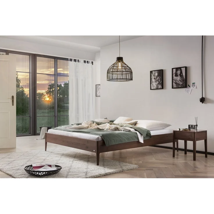 Hasena Massivholzbett Pieve Nussbaum geölt, Lounge-Design 200x200 cm, Fußhöhe 20 cm – Lounge – Bild 2