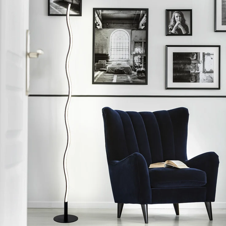 LED Stehleuchte, Wellen Design, schwarz, H 120 cm – Bild 5
