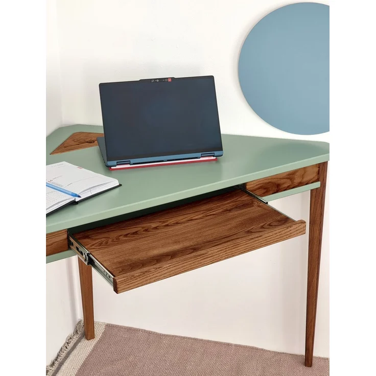 Ragaba Eckschreibtisch mit Tastaturauszug, MDF & Massives Eschenholz Eiche gebeizt, 114x61 cm, Salbei Grün – Bild 5