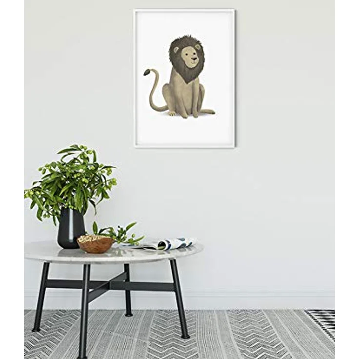 Komar Wandbild Cute Animal Lion, Poster 30 x 40 cm, hochwertiger Kunstdruck ohne Rahmen, fotorealistische Farben, für Wohn- und Schlafzimmer, Made in Germany – Bild 2