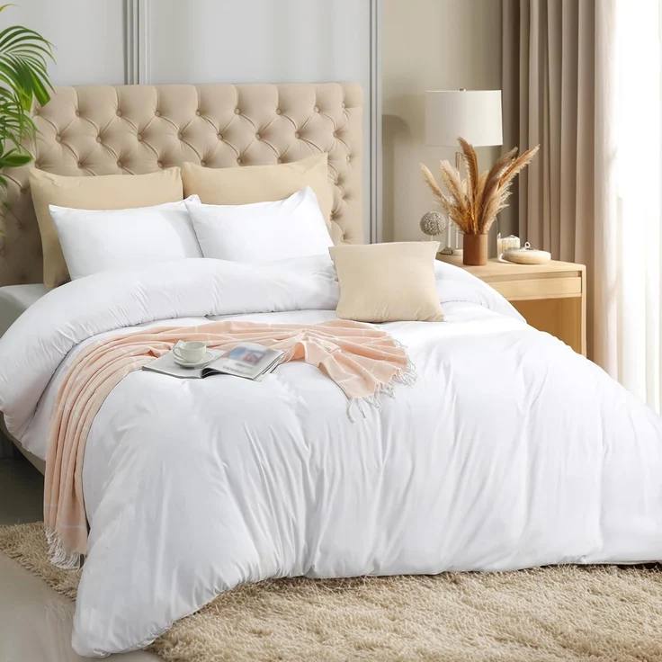 Utopia Bedding Bettbezug-Set mit Kissenbezügen – 3-teiliges Bettwäsche-Set mit Reißverschluss – 1 Bettbezug mit 2 Kissenbezügen – weich gebürstete Mikrofaser (Queensize, Weiß) – Bild 1