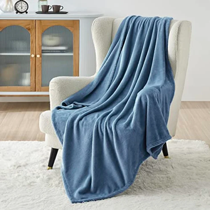 BEDSURE Kuscheldecke Flauschig Decke Fleecedecke - Wohndecke Warm Winter Weich, Sofadecke Kleine, Decke Couch Blanket, Kuscheldecke Kinder, Wohn- & Kuscheldecken 130x150 cm, Sofa überwurfdecke Hellblau – Bild 3