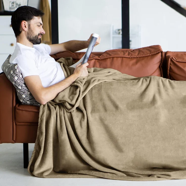 Wohndecke Kuscheldecke super weich & flauschig – warme Fleecedecke, Gräfenstayn, warme Wolldecke, Sofadecke & Tagesdecke - Überwurf Sofa, Couch – Bild 2