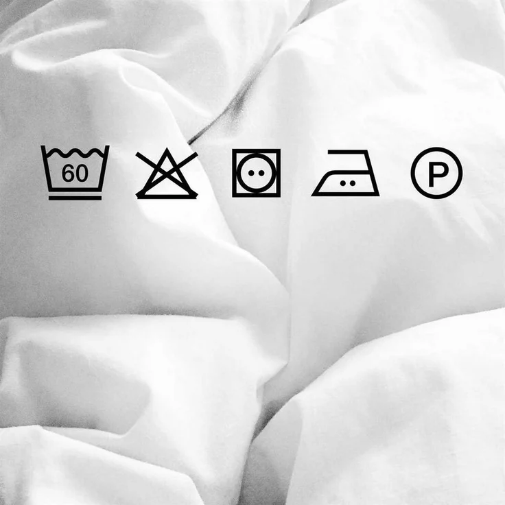 Daunendecke ( 10% Daunen / 90% Federn ) 135x200cm, inkl. Federkissen 80x80cm ( 100% Federn ), Made in Germany – Bild 3