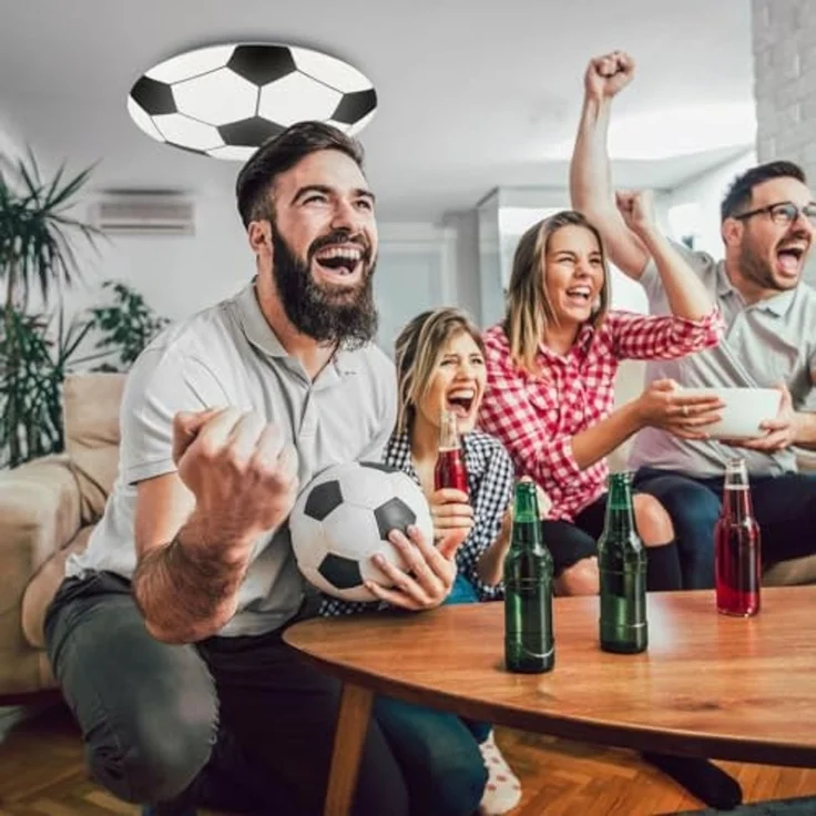 BRILONER - LED Deckenlampe mit Fußballmotiv, neutralweiße Lichtfarbe, 12 Watt, 1300 Lumen, Lampe Fußball, Deckenleuchte, Wohnzimmerlampe, Kinderzimmer, Jugendzimmer, 27,5x6,5 cm, Schwarz-Weiß – Bild 5