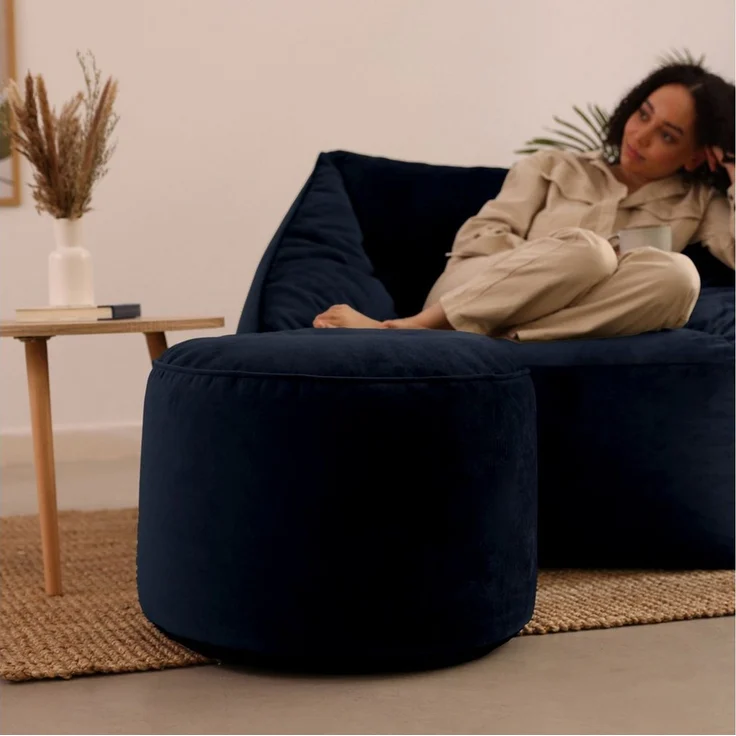 Icon Milano Hocker, Dunkelblau, Flauschiger Samt Stoff, Samt Sitzsack, Sitzpuff Hocker mit Füllung, Fußhocker für das Wohnzimmer, Deko Wohnzimmer – Bild 2