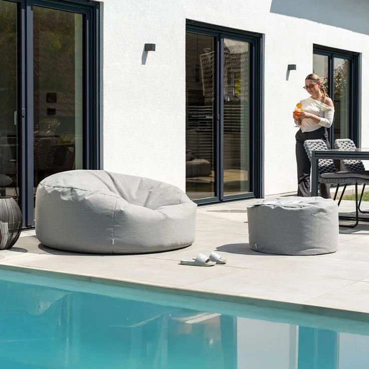 Home Deluxe Outdoor Sitzsack CLOUD - Hellgrau, Polyester, 140 x40 x140 cm – Bild 1