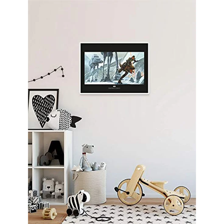 Komar Wandbild Star Wars Classic RMQ Hoth Battle Ground, Kunstdruck 70 x 50 cm, seidenmatte Oberfläche, lichtbeständig, für Kinder- und Jugendzimmer, ohne Rahmen – Bild 3