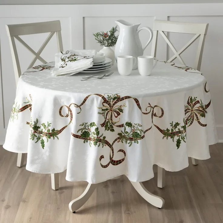 Benson Mills Merry Ribbons Weihnachtstischdecke aus bedrucktem Jacquard-Stoff, für Weihnachten, Winter und Feiertage, Tischdecke (177,8 cm rund, Merry Ribbons)