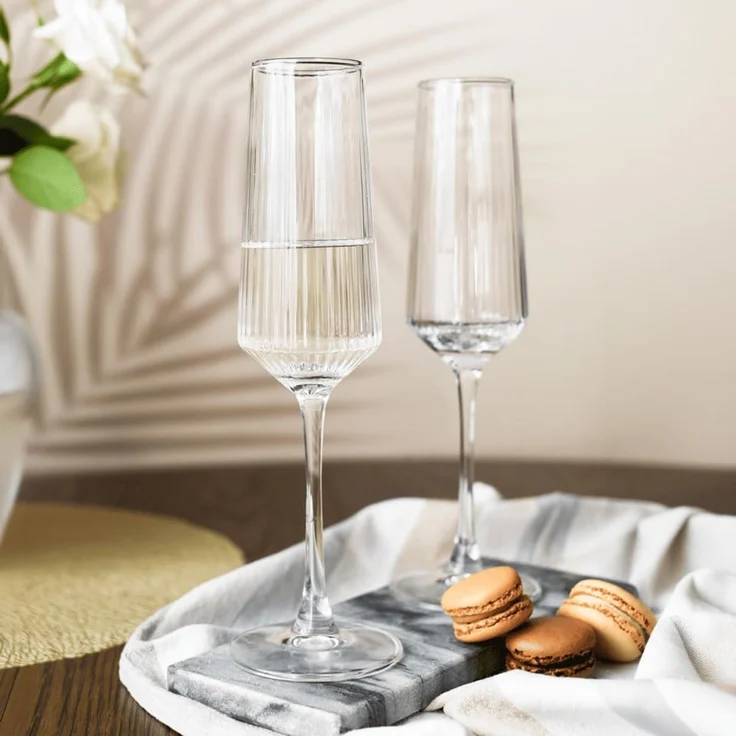 4er Set Sektgläser 250ml elegante Gläser mit geriffelter Oberfläche – Bild 2