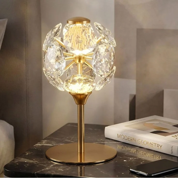 LED Tischleuchte, gold, Kristalle klar, H 26,5 cm – Bild 2