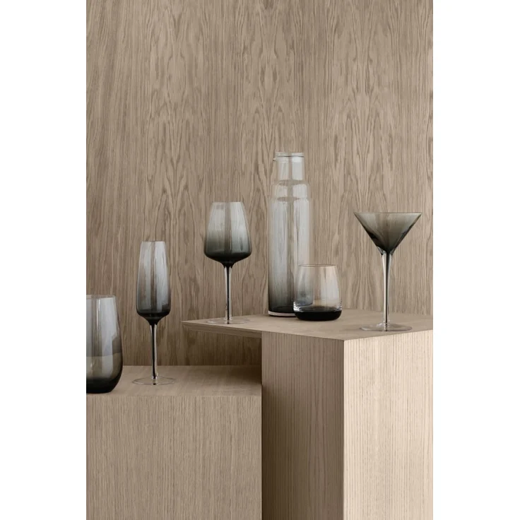 Broste Copenhagen Cocktailglas Smoke Martiniglas grey 18,9cm, Mundgeblasenes Glas, Smoke Martiniglas – Bild 3