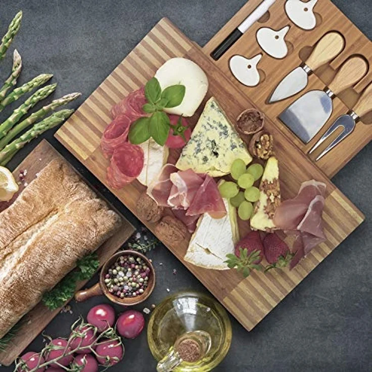 Dimono Käsebrett Deluxe mit 3 Käse-Messern, (Servier-Brett mit Käsebesteck, 8-St), Käse-Schneidebrett – Bild 2