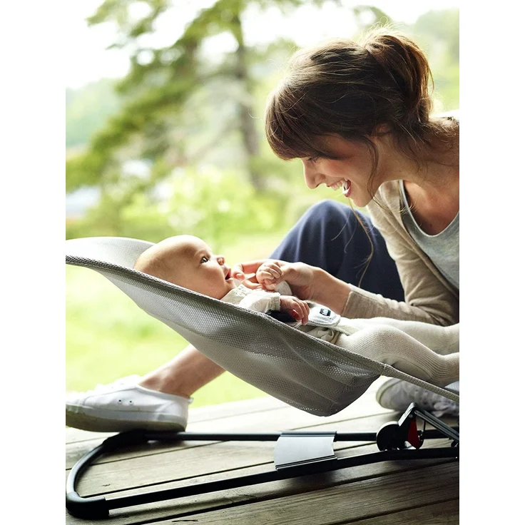BabyBjörn Balance Soft Wippe Mesh Silber / Weiß Gr – Bild 2