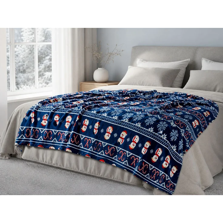Flanell-Kuscheldecke mit Weihnachtsmotiv Blau 100 x 130 cm als Sofadecke – Bild 2