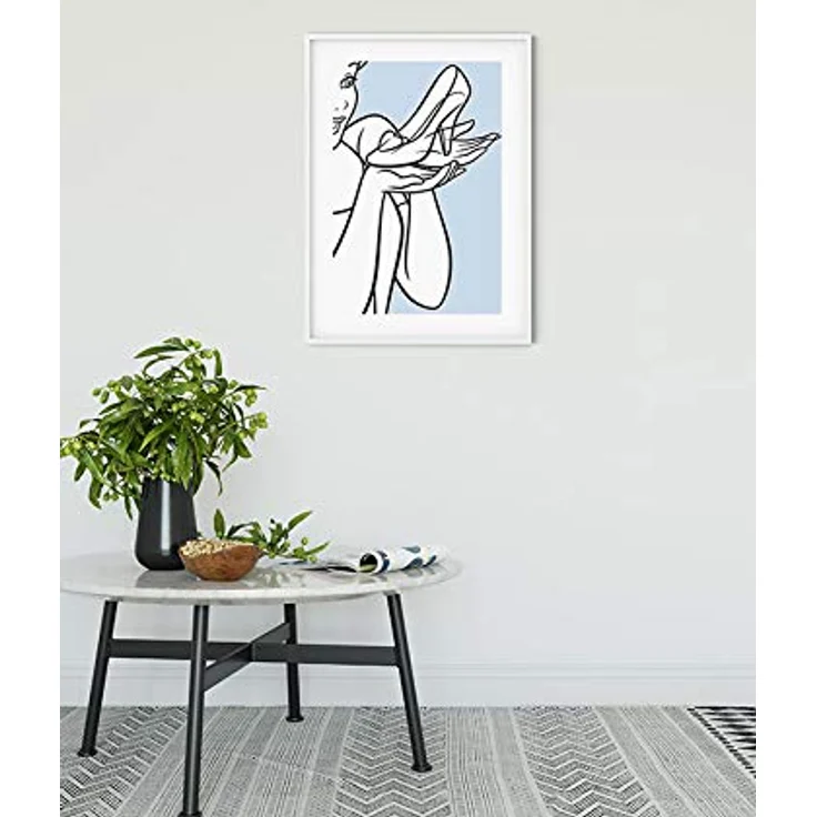 Komar Disney Wandbild Cinderella Glass Shoe, Kunstdruck 40x50cm (ohne Rahmen), Hochwertiger Fotodruck auf seidenmattem, lichtbeständigen Papier – Bild 2