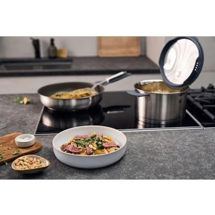 Zwilling Bratpfanne Simplify, Edelstahl 18/10 (1-tlg), Keramikbeschichtung, Stay-Cool-Griffe, Sandwichboden – Bild 5