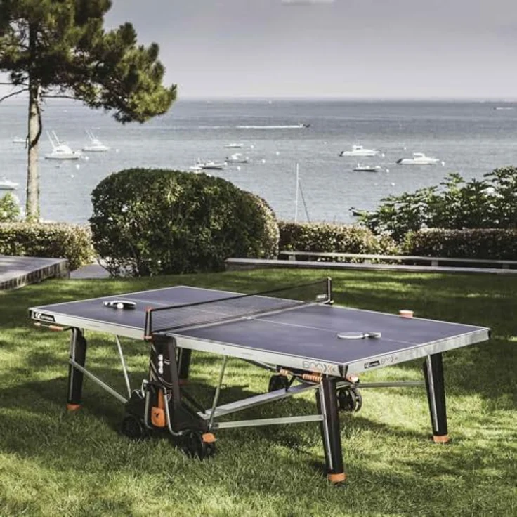 Cornilleau 600X, Outdoor Tischtennisplatte in Schwarz mit robustem Rahmen, verbreiterte Spieloberfläche und komfortabler Ausstattung – Bild 2