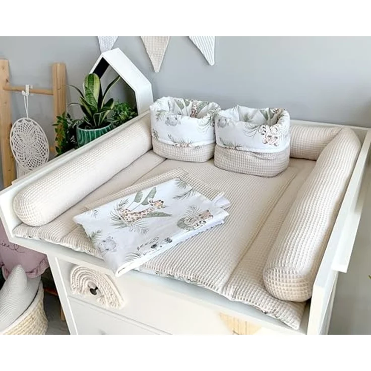 Wickelauflage Set 6-teilig – Wickelunterlage aus Baumwolle & Waffelstoff – Baby Wickelauflage – Geschenk zur Babyparty – Wickeltischauflage – 75x70 cm (Breite x Tiefe), Safari und hellbeige – Bild 5