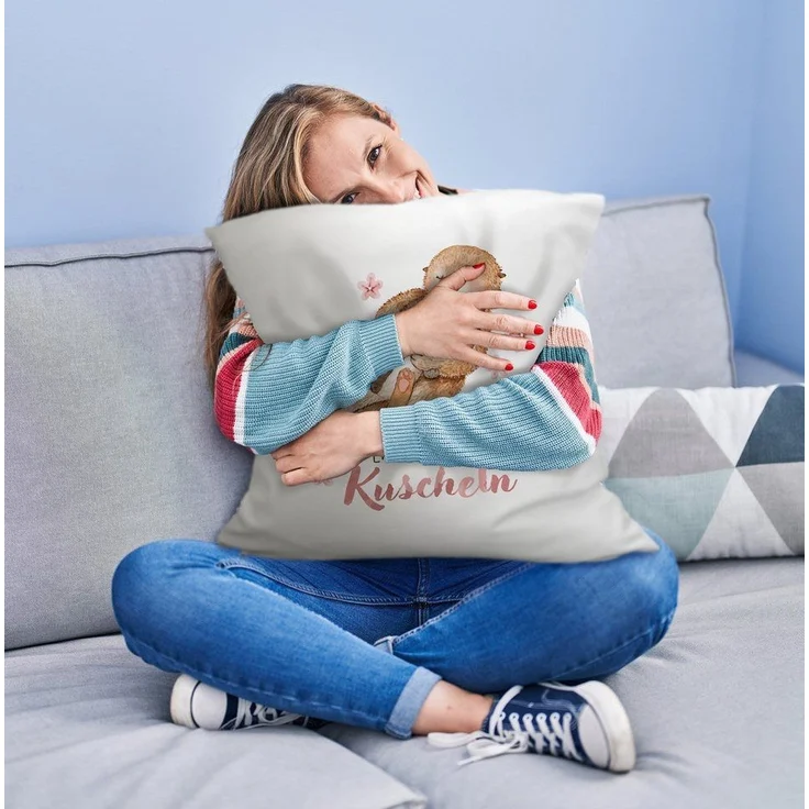 speecheese Dekokissen Otter Baby und Mutter Kuschelkissen mit Spruch Einfach zum Kuscheln – Bild 1