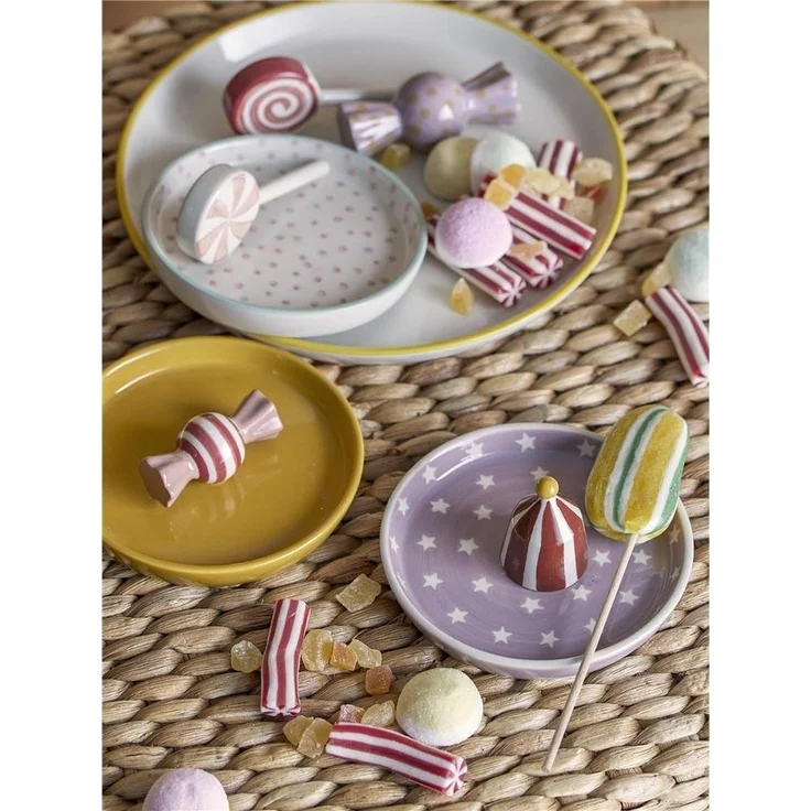 Bloomingville Tablett Mylie, mit Bonbon und Lutscher, aus Steingut, 23 x 5 cm, Handbemalt – Bild 2