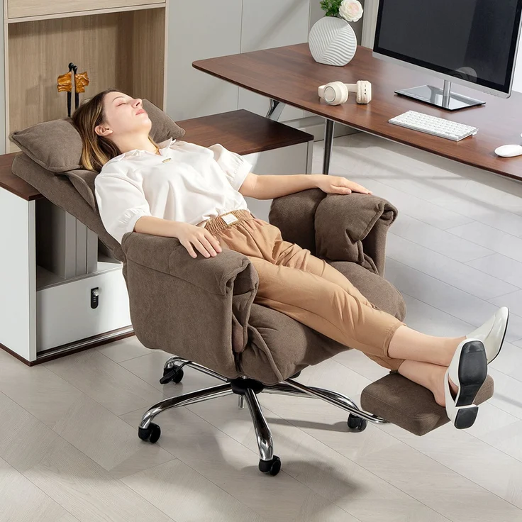 MELAYR, Ergonomischer Bürostuhl, neigbare Rückenlehne, Fußstütze, weicher Stoff, Hellbraun, 80 x 80 x 114 cm, Braun – Bild 3