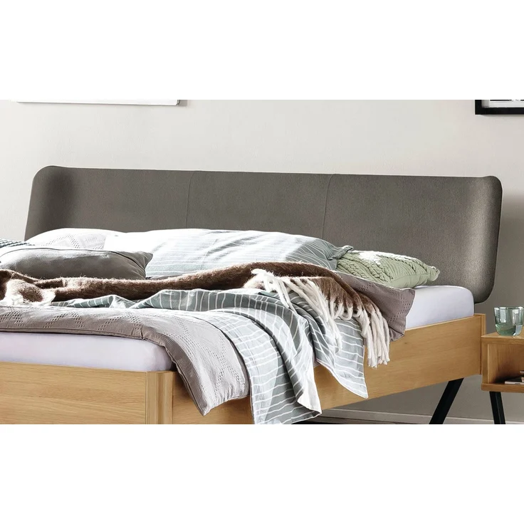 Hasena Bett Montieri Eiche bright mit Metallkufen 180x220 cm, Fußhöhe 20 cm – Lounge – Bild 3