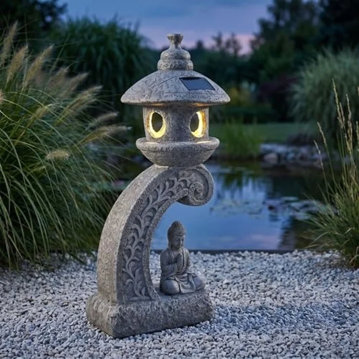 Arnusa LED Solarleuchte Pagode mit Solarlampe Kunststein 60 cm Gartendeko Laterne mit Buddha, LED fest integriert, warmweiß, Japanischer Asiatischer Stil Gartenfigur – Bild 4