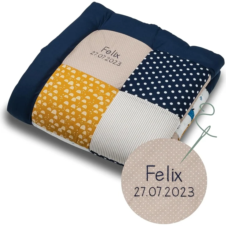 ULLENBOOM Krabbeldecke für Baby mit Personalisierung, 100% OEKO-TEX Materialien, Wale 100x100 cm - Babydecke mit Namen und Datum, ideal als Spieldecke und personalisiertes Baby Geschenk zur Geburt – Bild 1