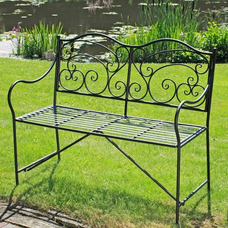 Gartenbank VESUV mit Armlehne & Verzierungen